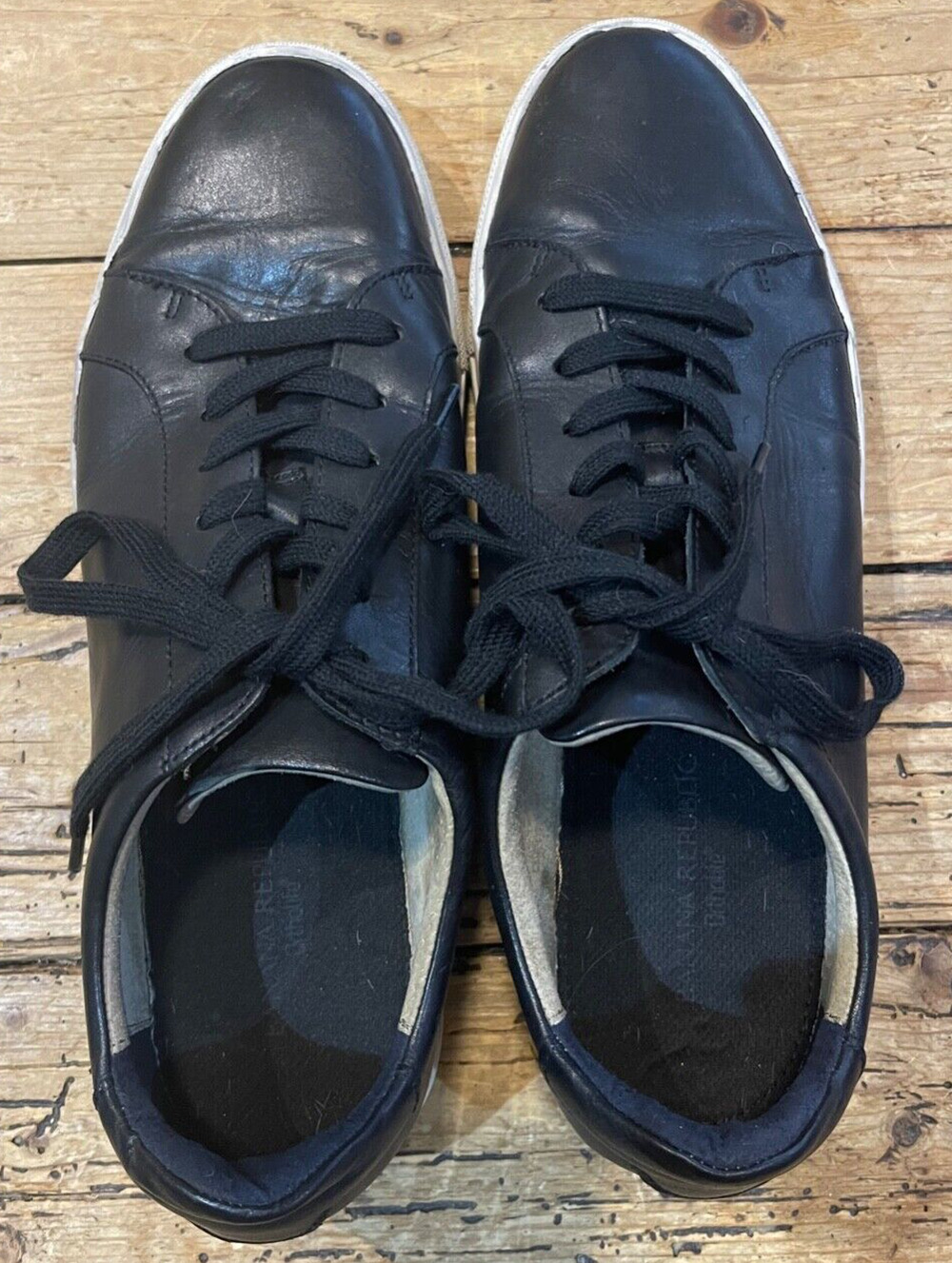 Banana Republic Men's size 11 Black Faux Leather Fashion Shoes